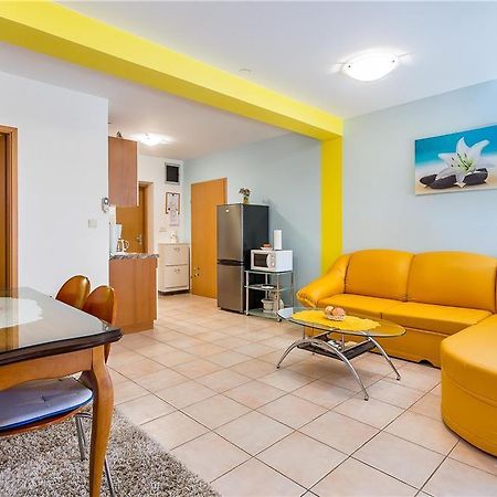 Apartment Ellis Premantura Pokoj fotografie