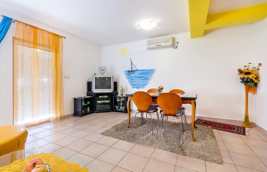 Apartment Ellis Premantura Exteriér fotografie